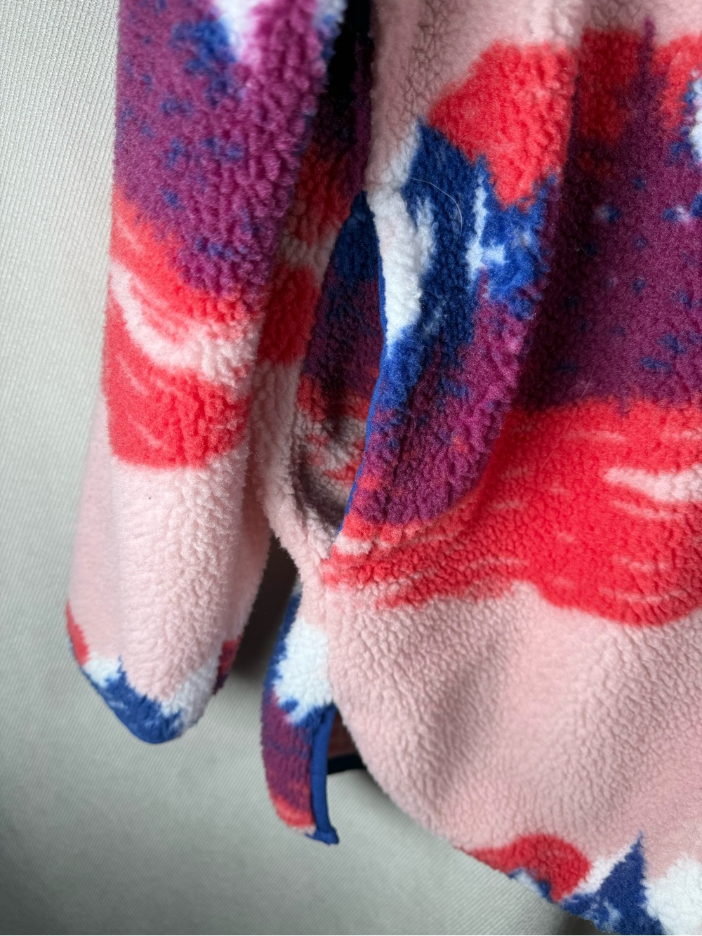 Mountan and Isles Sherpa Pullover Jacket/Sweater with Pockets - Large in Pink - Picture 6 of 8